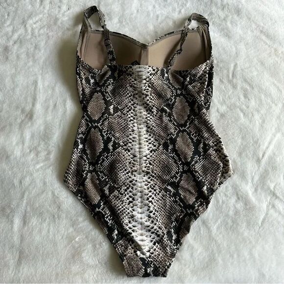 Bond-Eye Australia Nip Tuck One-Piece Swimsuit Women's Size 8 D/DD - Picture 6 of 10